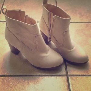 Chase&Chloe Boots